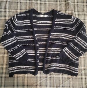 89th & Madison Navy and White Knit Sweater